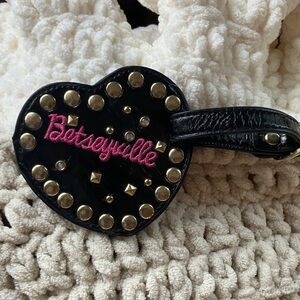 Betseyville Black Heart Studded Luggage tag vintage